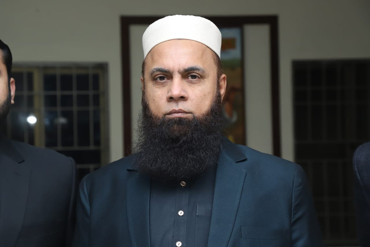 Haudi Muhammad About Us | Sandal Cosmetics – sandalonline